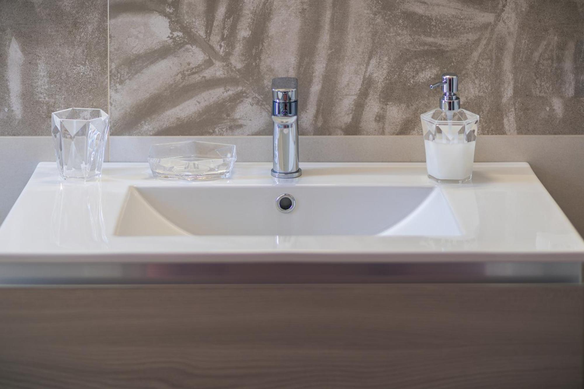 Le Tue Vacanze A -2 Bathrooms Near Trastevere Rome