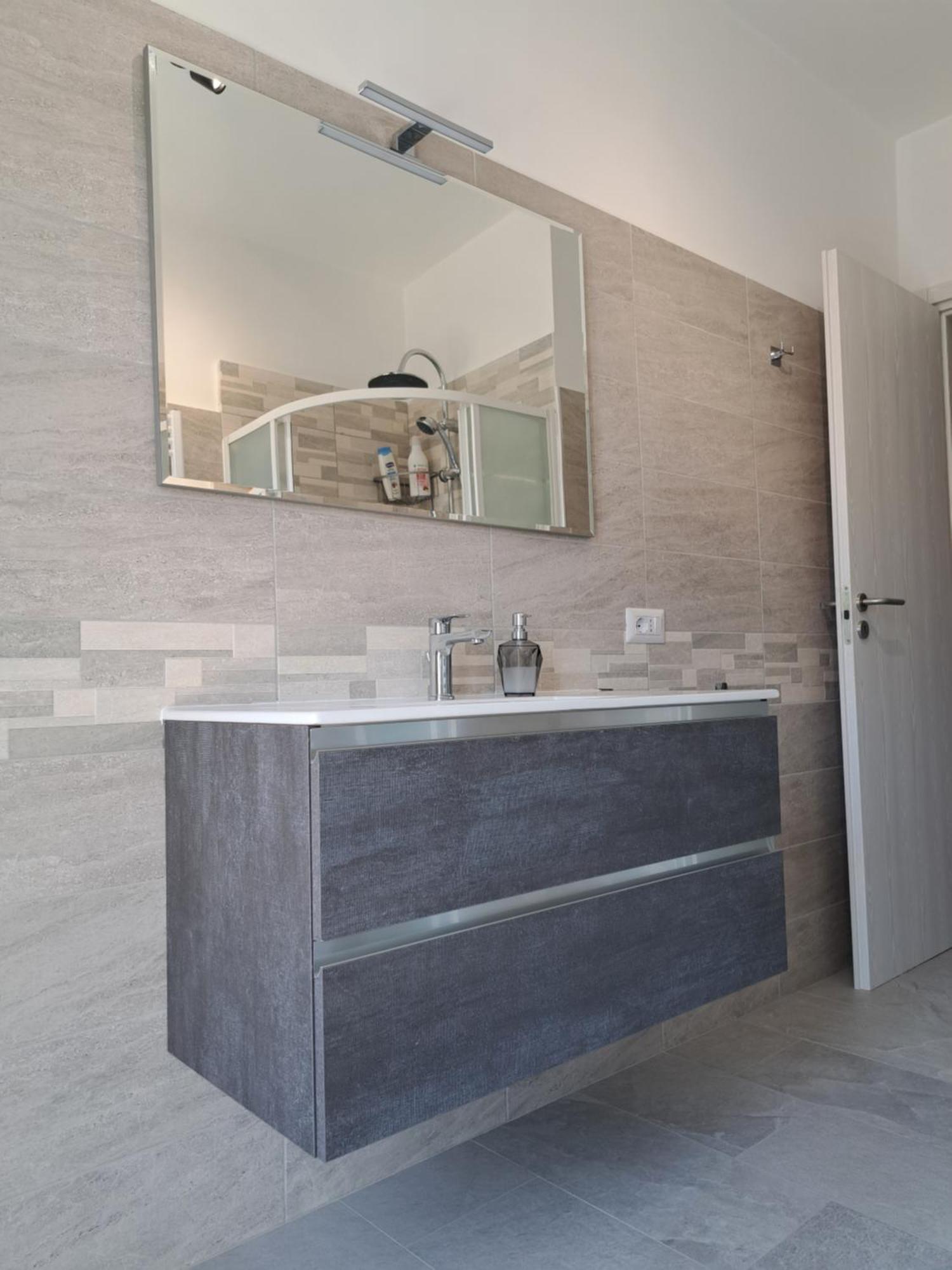 Le Tue Vacanze A -2 Bathrooms Near Trastevere * Rome